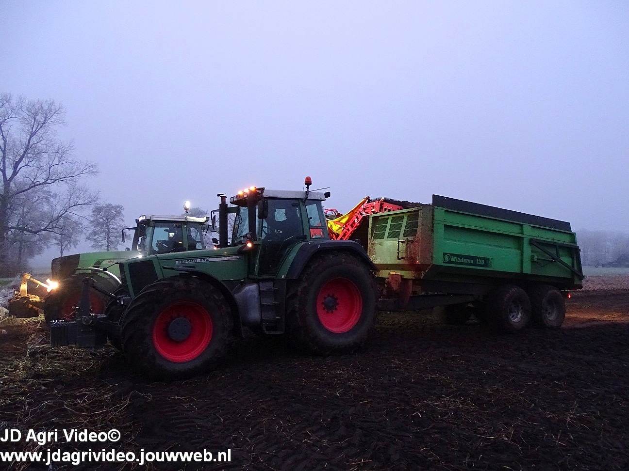 Fendt › Loonbedrijf Hans Versteeg Uit Uddel Met Een Fendt 930 Met Een ...