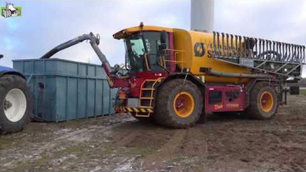 Vredo VT 3936 van Agrar-Service Strauch in de mest Trekkerweb