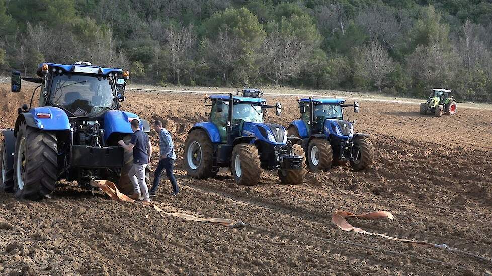 New Holland nieuws bij New Holland Field Academy in Frankrijk  Trekkerweb