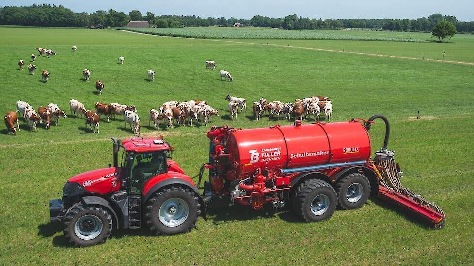 Case-IH Optum 270 Loonbedrijf Tuller uit Bathmen Schuitemaker Robusta 220Trekkerweb