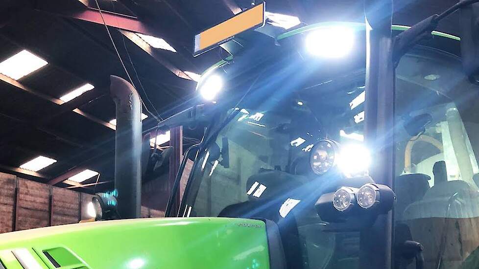 Deutz-Fahr 6190 met Crawer 30w ronde Werklampen