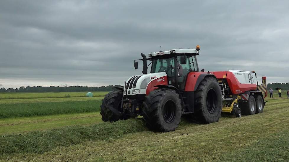 Duport Pöttinger Graslanddemo in Hardegarijp