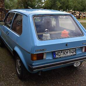 Deze Volkswagen Golf is de hobby van Hilko. De wagen is van 1974, het geboortejaar van de Golf. Zeldzaam aan de auto zijn de kleur Miami-blauw en het feit dat het een automaat is. Hilko woont in Heidelberg, vandaar het Duitse kenteken met de begin letters