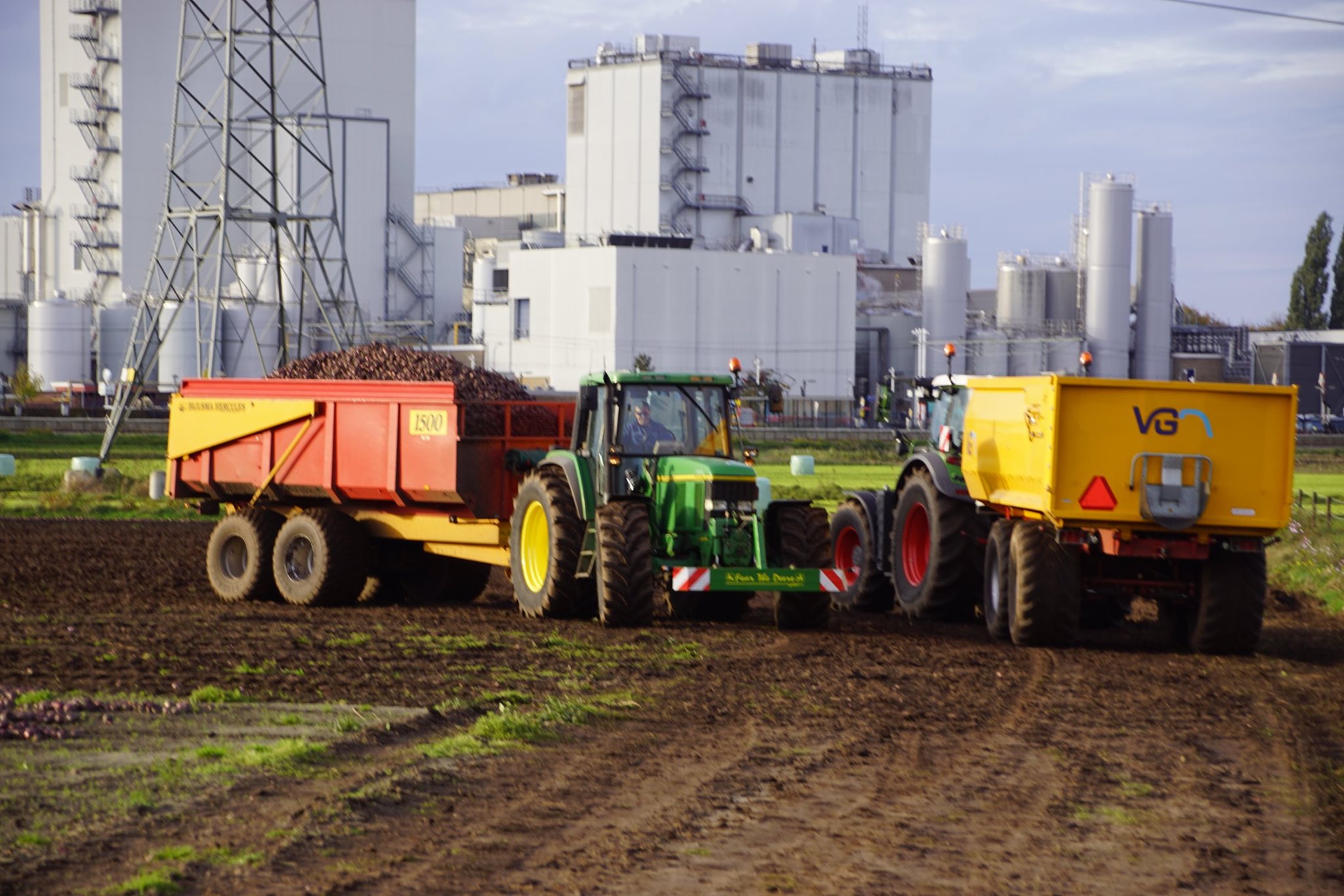 Grimme Rode Uien Laden Met Grimme Dl 1500 Trekkerweb Nl