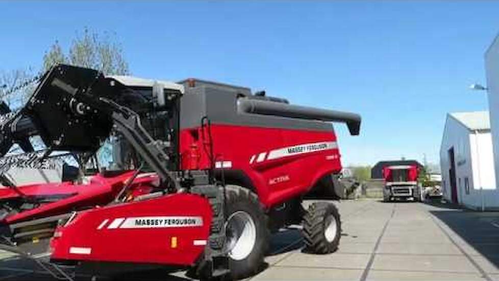 Massey Ferguson Activa 7345 S combine