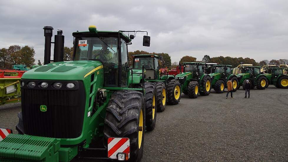 Kniktrekkers,rupstrekkers Ritchie Bros Meppen John Deere Cat Challenger Claas Trekkerweb