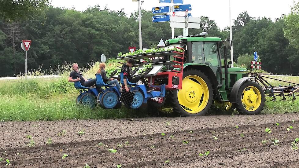 KOOL PLANTEN MET EEN JOHN DEERE 6300