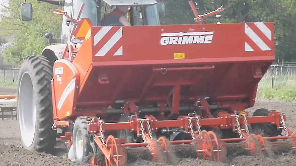 De Grimme-beddenplanter is klaar in de Veenkolonien - Trekkerweb.nl