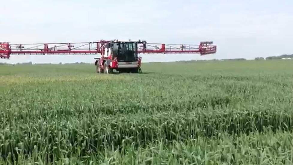 Otto Barkhuis uit Musselkanaal levert Agrifac Condors af Trekkerweb