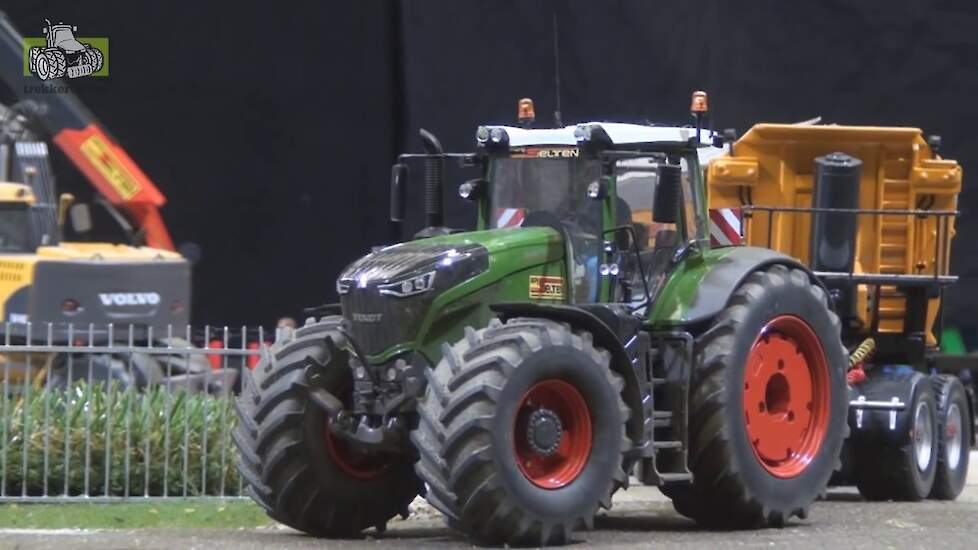 LCN miniaturen beurs in Zwolle 2015 ook de Fendt 1050 daar aanwezig Trekkerweb