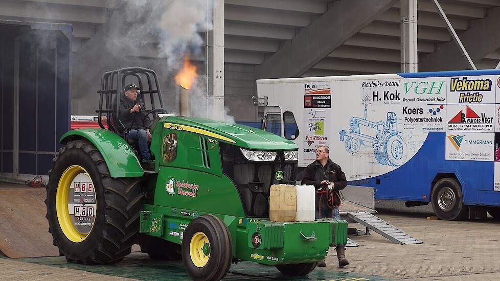 Nothing Runs Like A Deere - John Deere heartbeat ! Trekkerweb