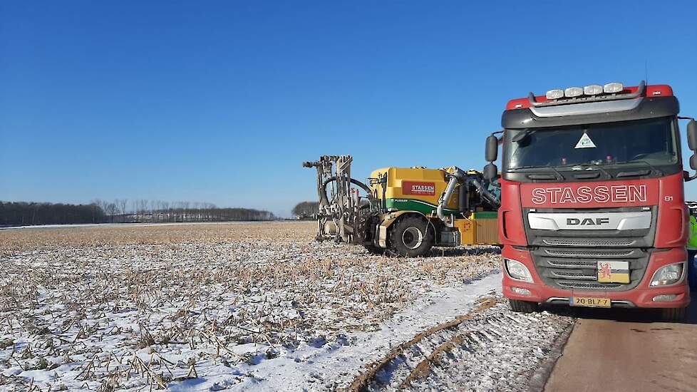 De zuurtegraad van de bodem is één van de belangrijkste factoren die de bodemvruchtbaarheid bepaalt, en bijgevolg ook de opbrengst van een teelt. De pH kan variëren tussen 1, wat wijst op een sterk zuur milieu, en 14, waarbij we spreken over een sterk bas