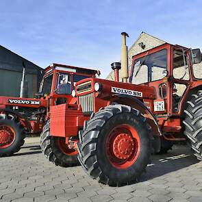 De 814 en 2654 zijn beide tweede hands uit Zweden geïmporteerd. Op de 814 zit nog het originele Zweedse kenteken.