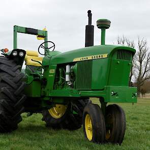 De 4020 is de meest succesvolle trekker uit de historie van John Deere. Er zijn er in totaal 175.000 van verkocht.