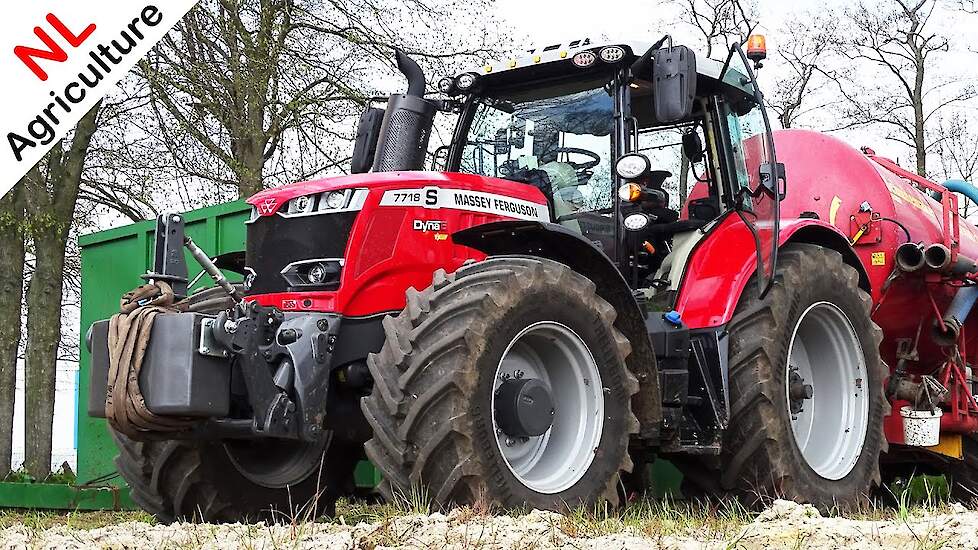 2021 | Slurry | Bouwland bemesten met Massey Ferguson 7718 S en Schuitemaker | Waaijenberg