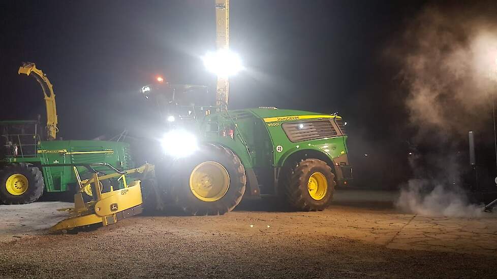 Nieuwe hakselaar bij John Deere de 9500i en 9600i