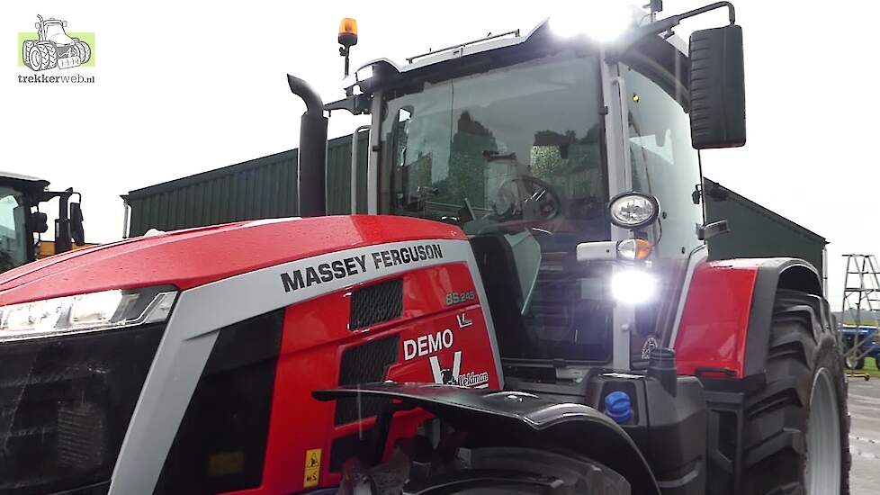 Eindelijk even proeven aan de Massey Ferguson 8S.245