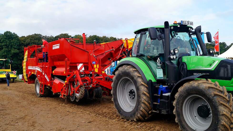 Uitleg van de Grimme SV 260 op de Potato Europe 2014 Trekkerweb