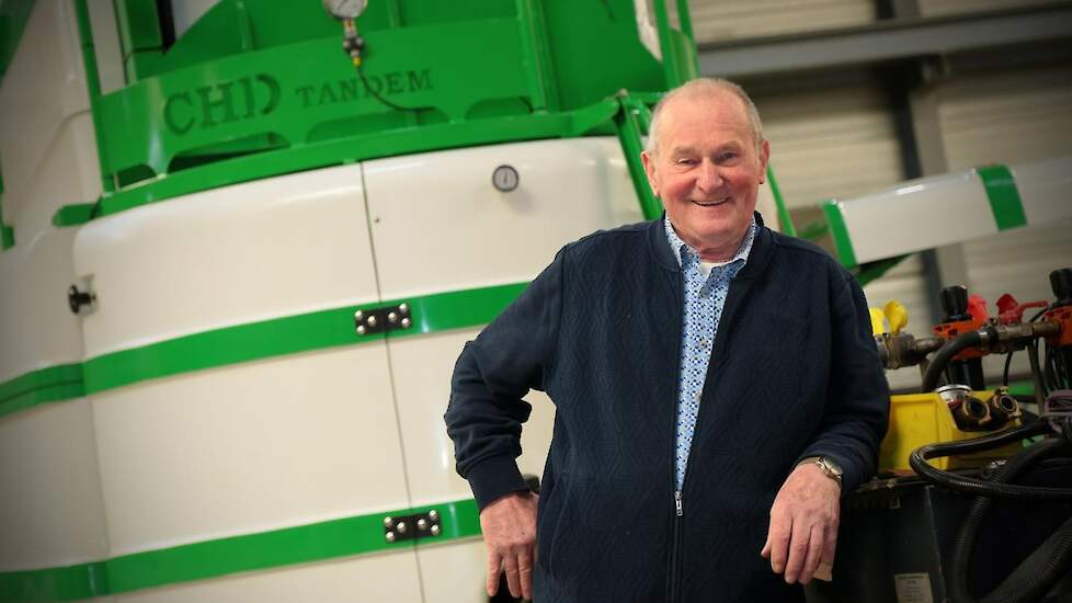 Hoewel op leeftijd is Albert Eefting (80) nog dagelijks in de fabriek te vinden. Samen met zijn dochter Ingrid heeft hij de leiding over het bedrijf.