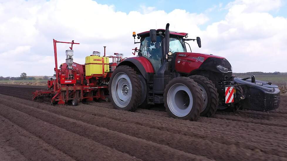 Grimme Compacta GL 860 en  Case-Ih Optum 270 -Grimme GL 420 en  Claas Arion 650