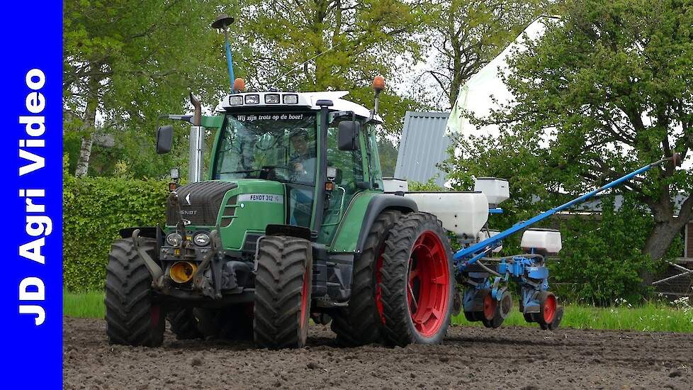 2022 | Fendt 312 + Monosem | Mais zaaien | Bloemendal Elspeet | Maize seeding | Mais aussaat