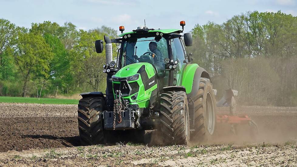 Ploegen | Deutz-Fahr 6215 + Kverneland | Heerikhuize | 2022