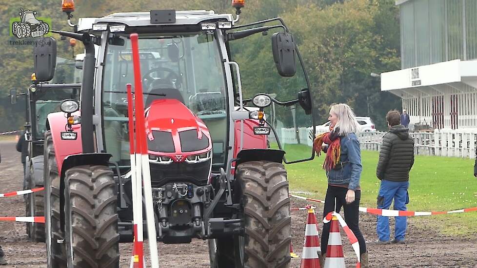 Massey Ferguson 5S Challenge op de Drafbaan in Groningen