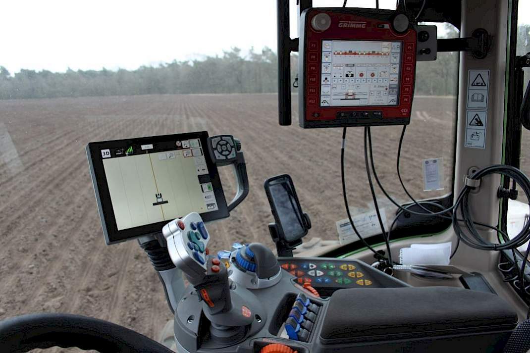 GPS-scherm in de trekker, de ontvanger is het doelwit van dieven.