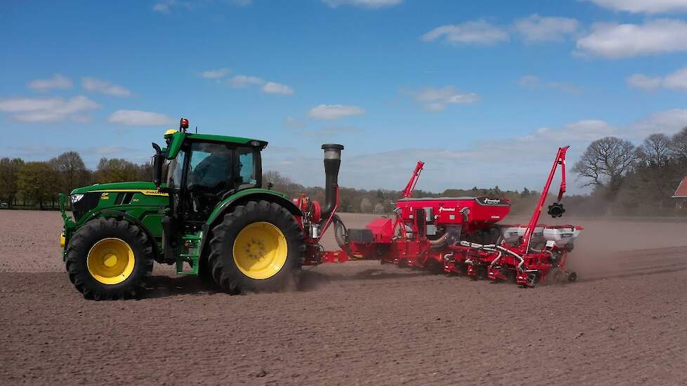 Kverneland zaait eerste hectares met innovatieve Pudama techniek.