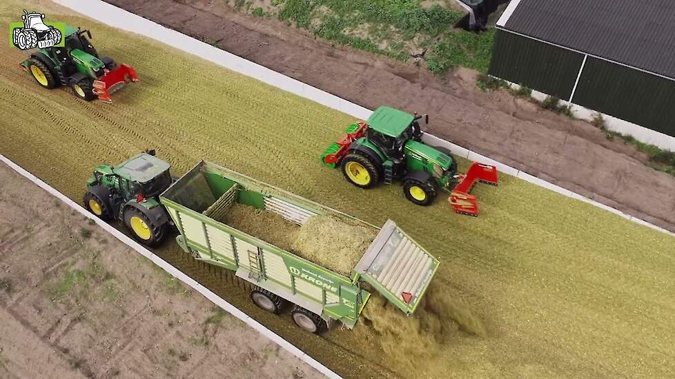 Maïs silage 2023 met John Deere, Holaras, Krone en Claas Jaguar met loonbedrijf Meiland