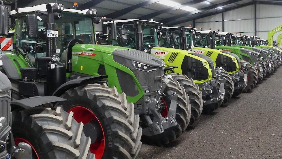 Video Mega Veel Trekkers Kieken Bij Xxxlandbouwtechniekdagen Bij Agravis Technik Meppen