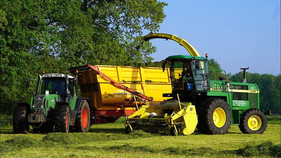 2024 | John Deere 6850 + Fendt + Volvo | Gras hakselen + Kuilwerk | P van den Hardenberg Elspeet