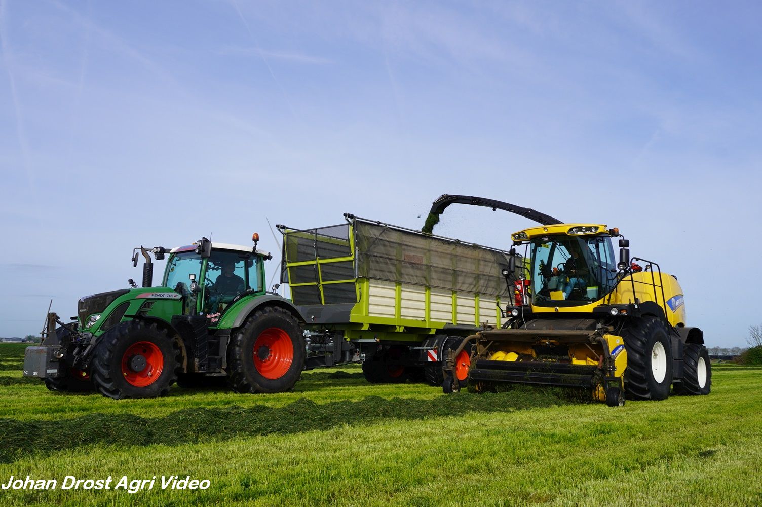 New Holland › Gras hakselen met een New Holland FR500 | Trekkerweb.nl ...