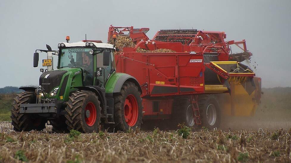 De Nieuwe Grimme EVO 290 TriSys met Fendt Vario 826 Profi Plus