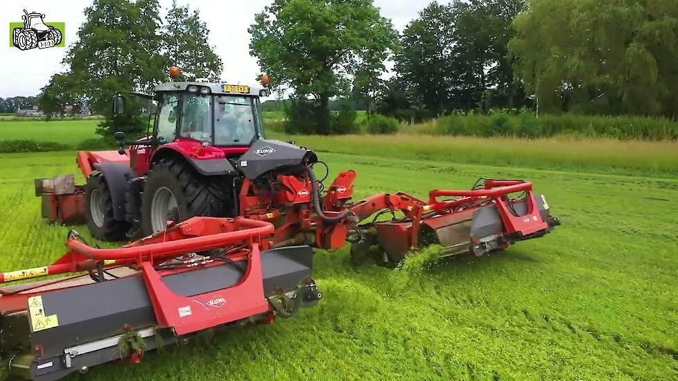 Edwin Eenink Agri met Massey Ferguson 7726 Dyna-6 Exclusive aan het grasmaaien