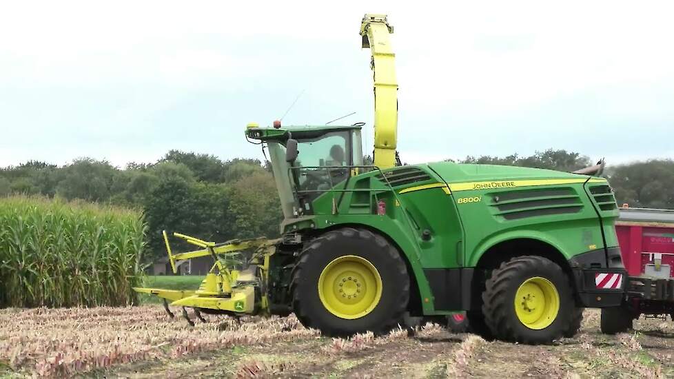 MAIS HAKSELEN JOHN DEERE 8800i FENDT 916 JOHN DEERE 7310 R DEZEURE