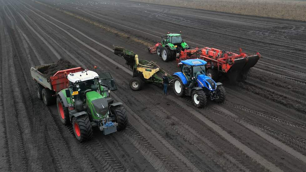 Christmas harvest valeriaan Deutz Fahr - New Holland - Fendt - Grimme