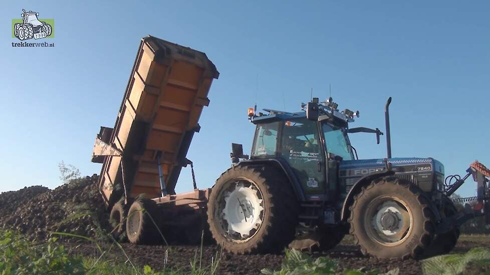 Trekkerweb suikerbietentransport onder zware omstandigheden