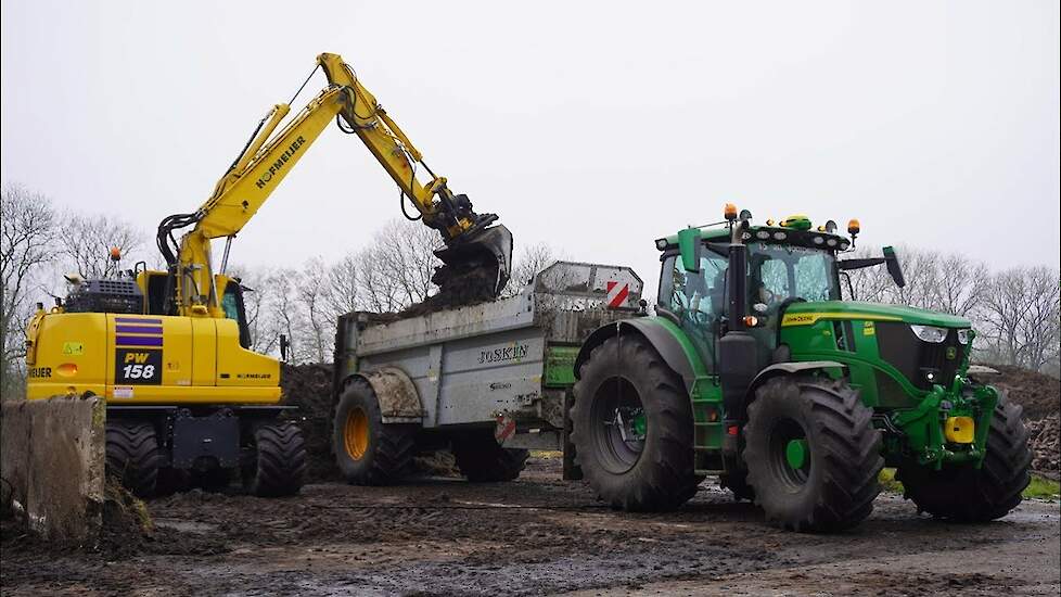 2025 | John Deere 6R 175 + Joskin | Mest laden & strooien | Mts. van Klompenburg | Spreading manure