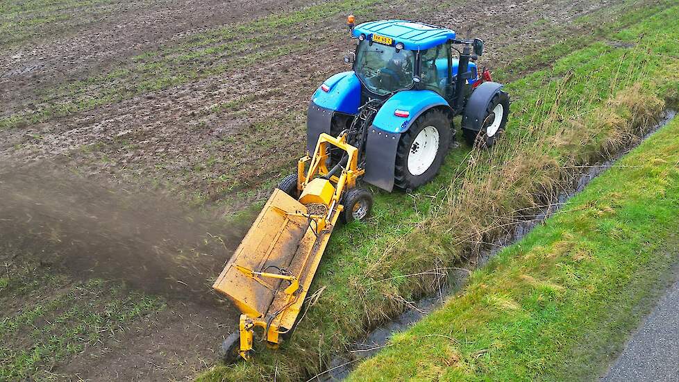 Milling Ditch Walls | New Holland T6050 | Rijk van Engelen | 2025